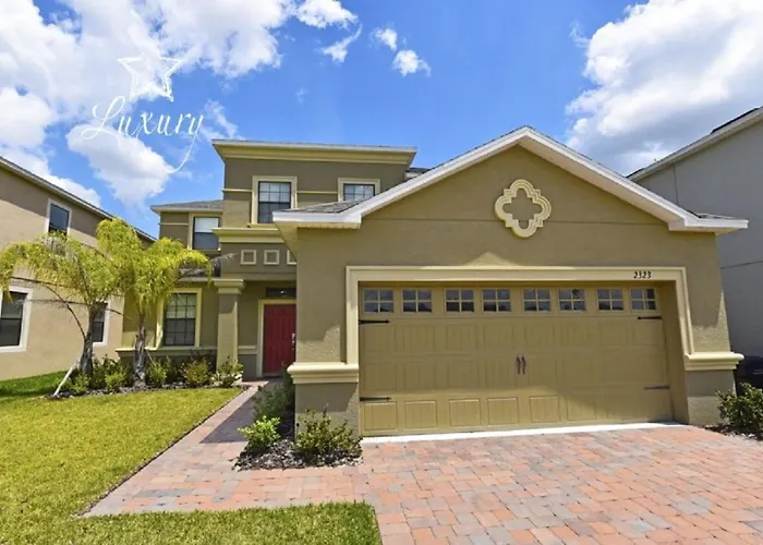 Five-Bedroom Pool Home Kissimmee